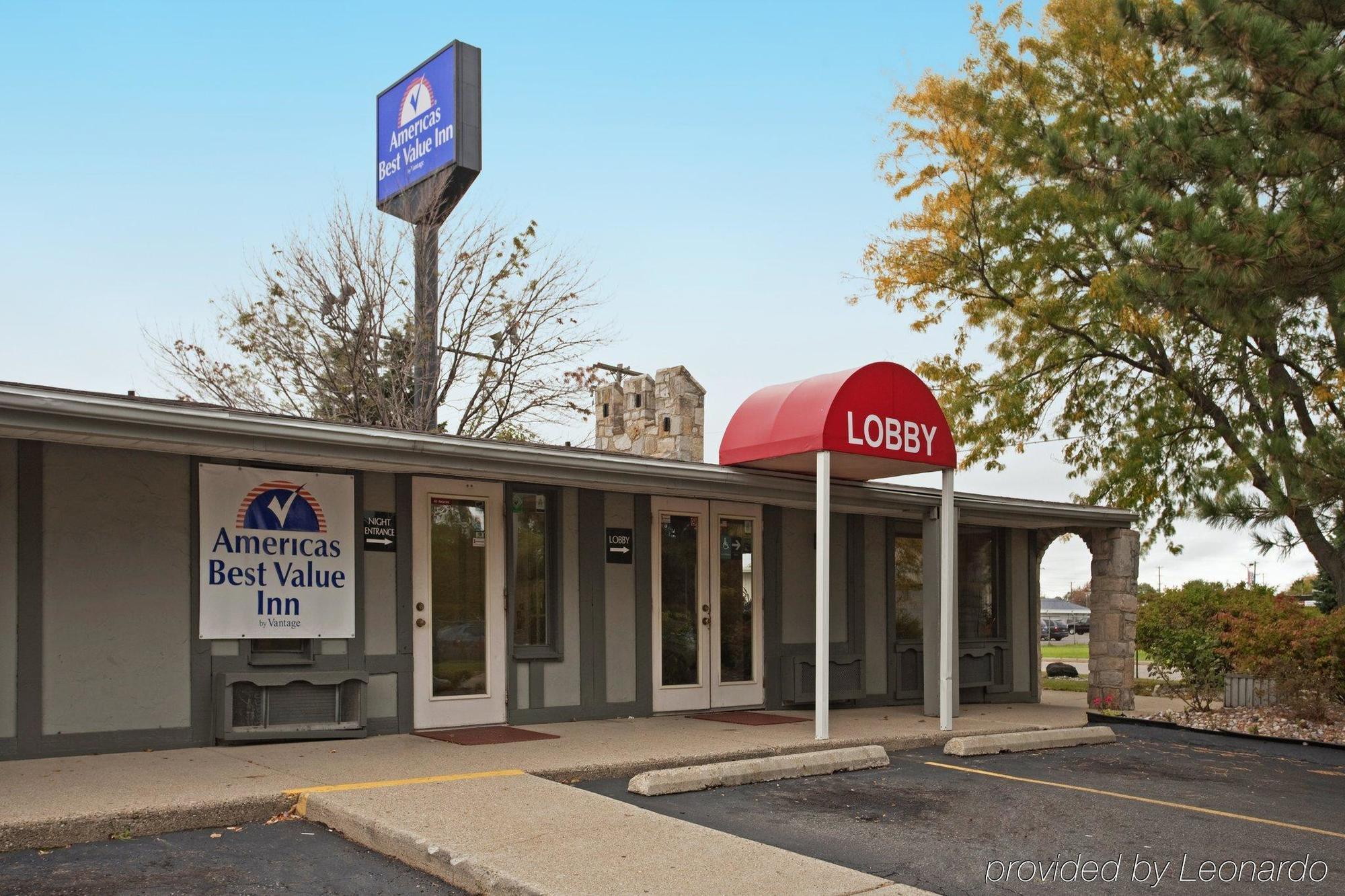 Americas Best Value Inn - Lansing Extérieur photo